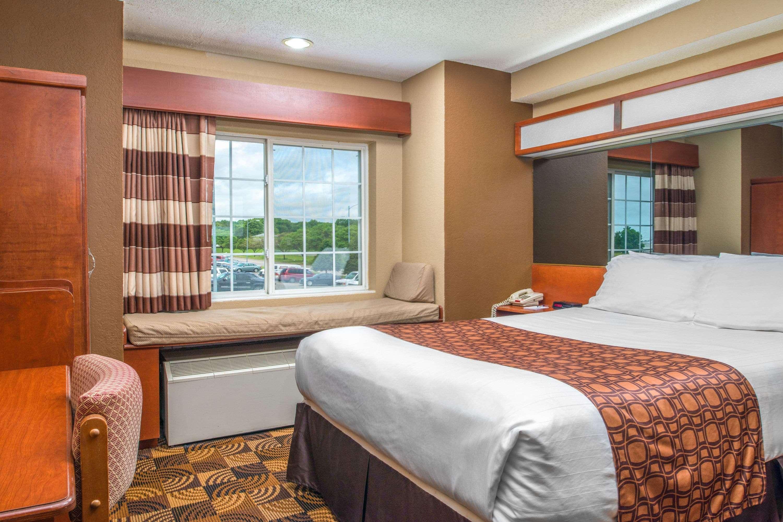 Microtel Inn & Suites Lincoln Dış mekan fotoğraf