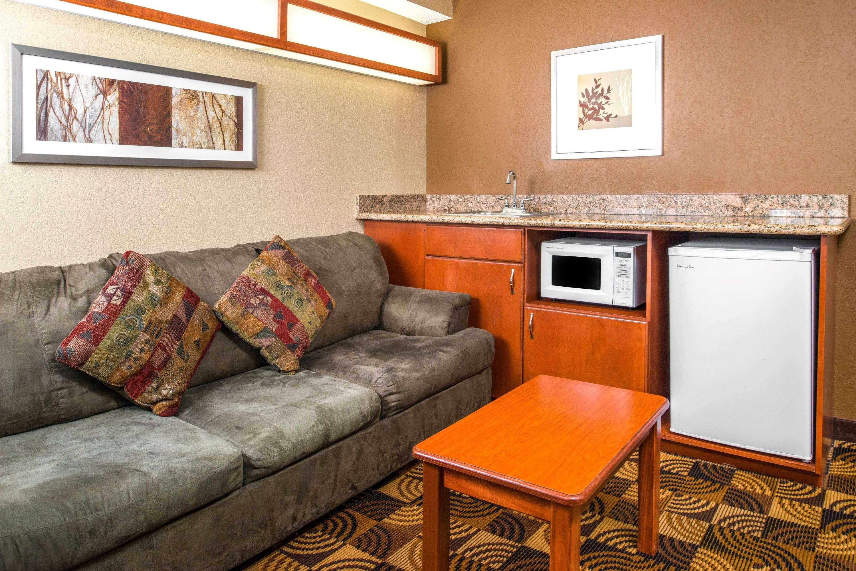 Microtel Inn & Suites Lincoln Dış mekan fotoğraf